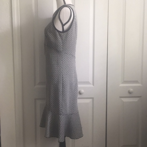 MAX STUDIO | Sleeveless Flounce Hem Dress NWOT - Picture 3 of 10